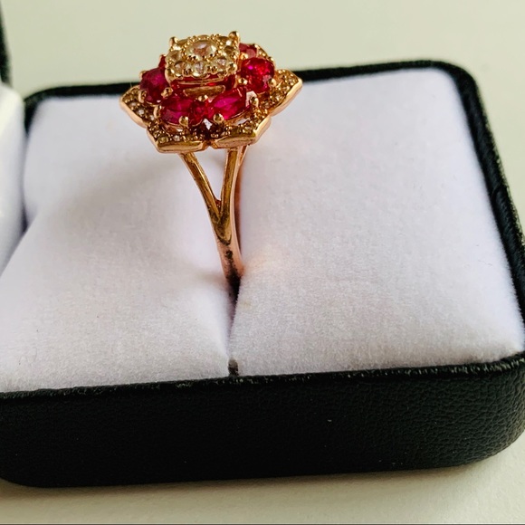 Beatiful ring! - Picture 2 of 9